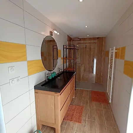 Pont De La 2 Apartment
